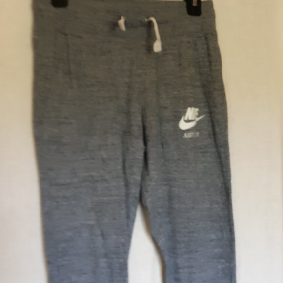 Nike gray joggers - Picture 10 of 14